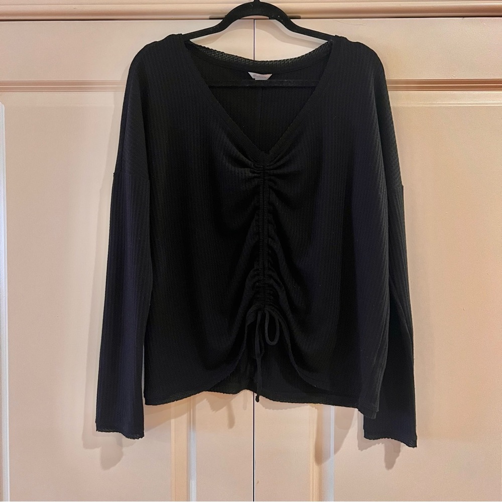 AEROPOSTALE - BLACK LONG SLEEVE WAFFLE TEE